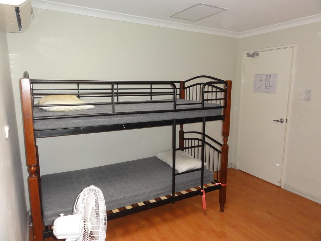 Hostel Perth 178 Backpackers Pokoj fotografie